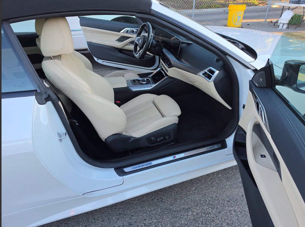 Used 2027 BMW 430i Convertible RWD image 4