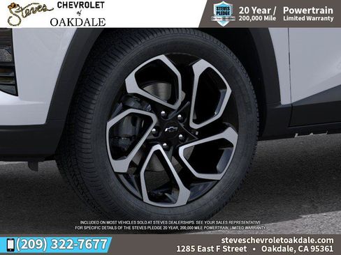 New 2026 Chevrolet Trax RS w/ Sunroof Package FWD image 9