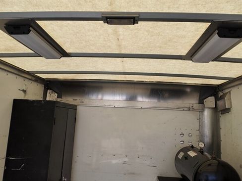 Used 2016 GMC Savana 3500 Extended image 30