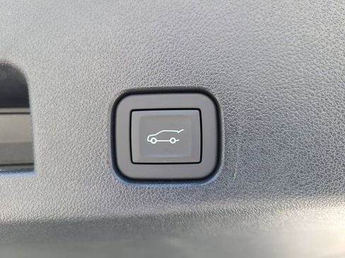 New 2026 Chevrolet Traverse LT FWD image 7