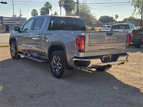 New 2026 GMC Sierra 1500 SLT image 7