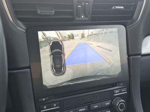 Used 2017 Porsche 911 Carrera S image 17