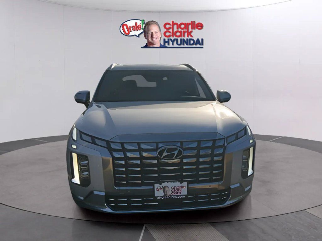 Used 2025 Hyundai Palisade Calligraphy AWD/4WD image 5
