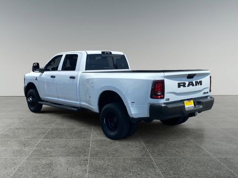 Used 2026 RAM 3500 Tradesman AWD/4WD image 3