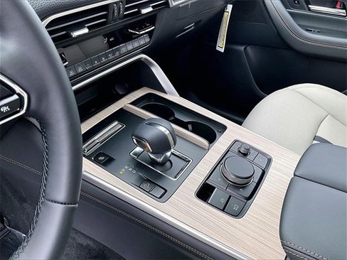 New 2026 MAZDA CX-90 Plug-In Hybrid w/ Preferred image 12