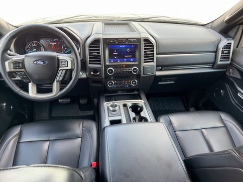 Used 2021 Ford Expedition XLT RWD image 17