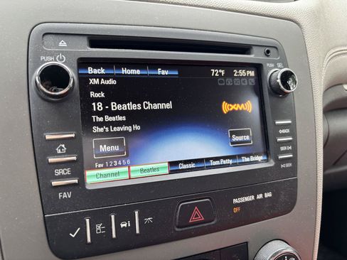 Used 2014 Chevrolet Traverse LS FWD image 23