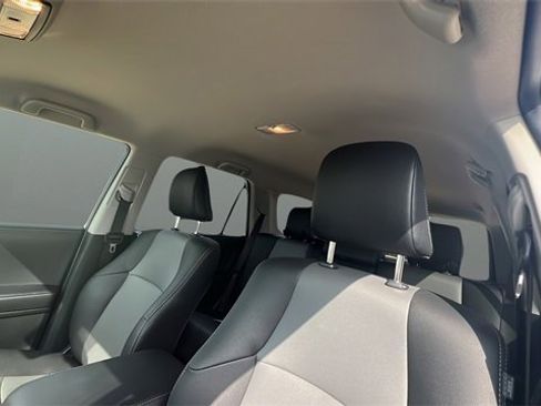 Used 2024 Toyota 4Runner SR5 Premium image 33