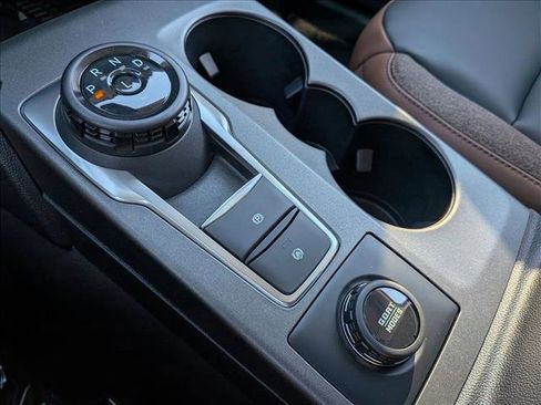 New 2025 Ford Bronco Sport Outer Banks image 12