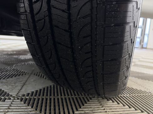 Used 2022 Lexus GX 460 Premium w/ Accessory Package image 12