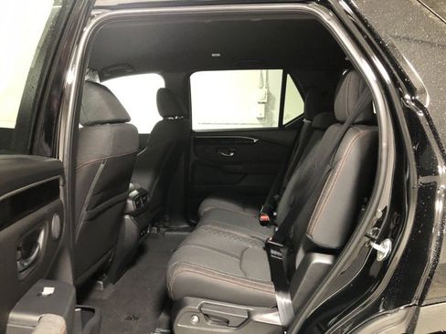 New 2026 Honda Pilot Sport image 15