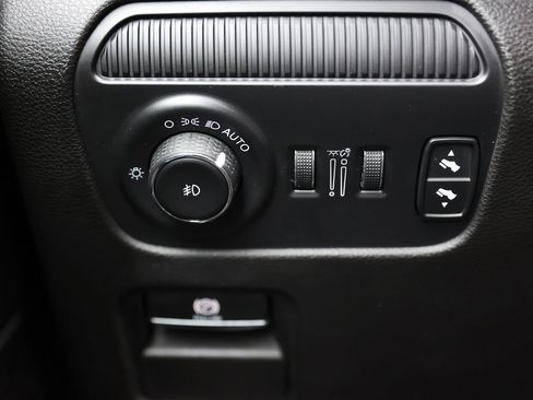 Used 2022 Jeep Wagoneer Series I w/ Premium Group I image 36