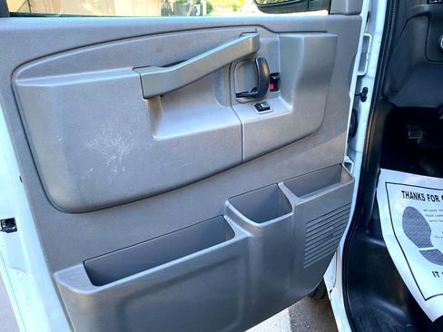 Used 2017 Chevrolet Express 2500 LS image 19