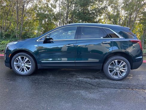 New 2025 Cadillac XT5 Premium Luxury w/ Technology Package image 2