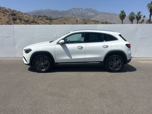 Used 2026 Mercedes-Benz GLA 250 image 8