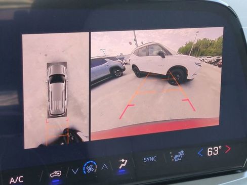 New 2026 Chevrolet Traverse LT w/ Driver Confidence Package image 20