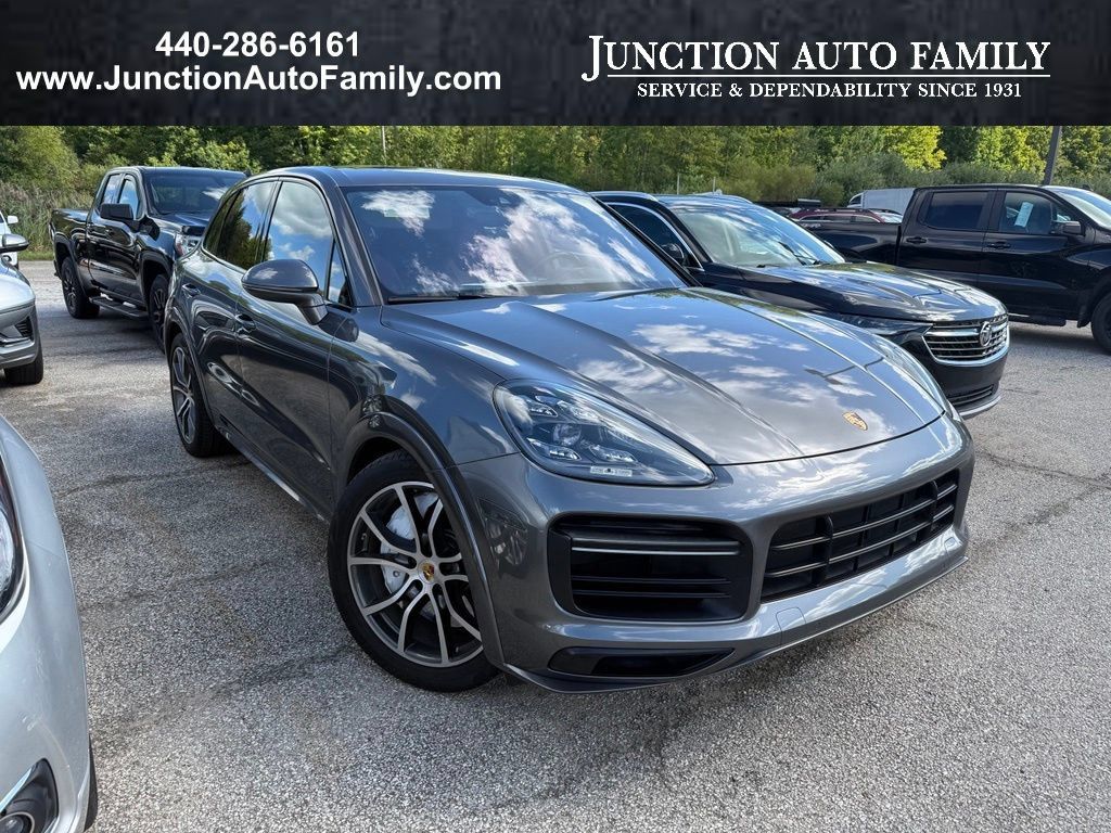 Used 2019 Porsche Cayenne Turbo AWD/4WD image 1