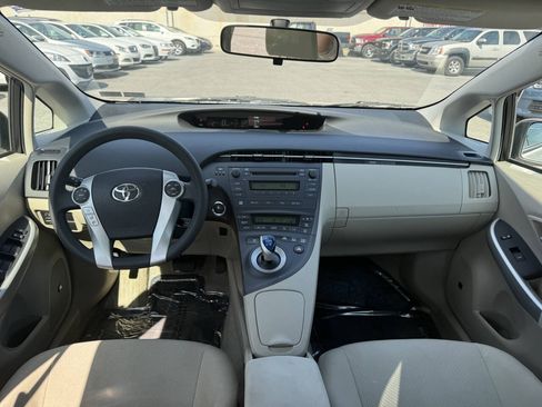 Used 2010 Toyota Prius FWD image 8