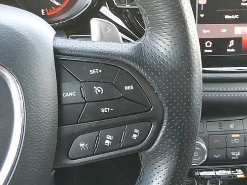 Used 2022 Dodge Durango GT AWD/4WD image 23