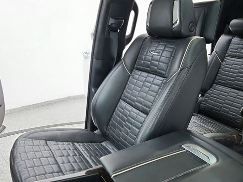 Used 2022 Cadillac Escalade Sport Platinum image 22