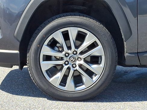 Used 2023 Toyota RAV4 XLE Premium AWD/4WD image 8