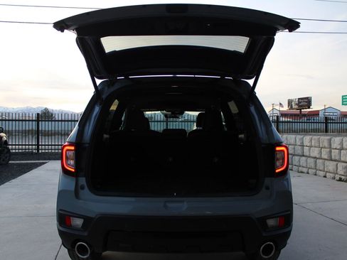 Used 2024 Honda Passport Black Edition image 6