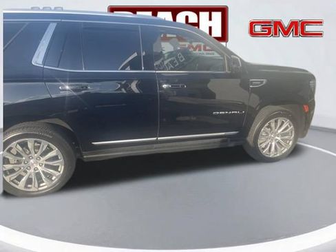 Used 2023 GMC Yukon Denali w/ Denali Reserve Package AWD/4WD image 7