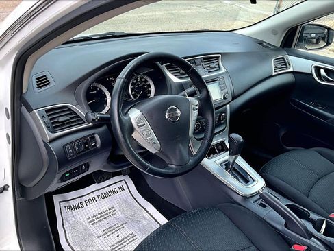 Used 2015 Nissan Sentra SR FWD image 17