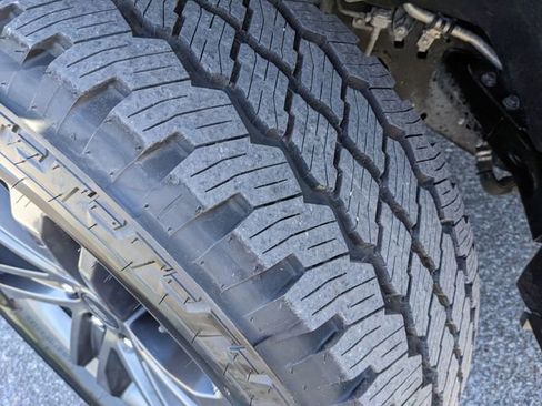 Certified 2023 Ford F150 Lariat w/ Equipment Group 502A High image 35