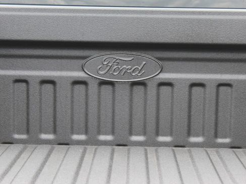 New 2026 Ford F350 Platinum w/ Tremor Off-Road Package AWD/4WD image 20