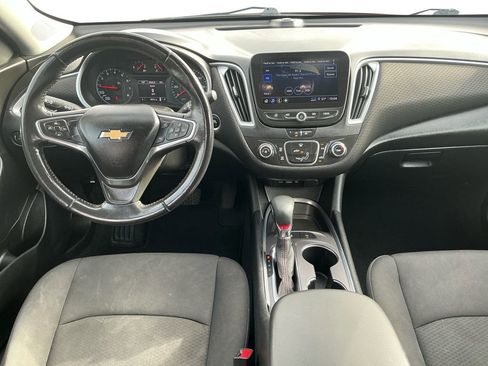 Used 2021 Chevrolet Malibu RS image 17