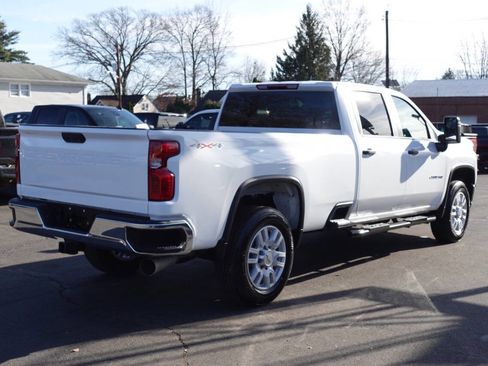 Used 2022 Chevrolet Silverado 2500 W/T image 3