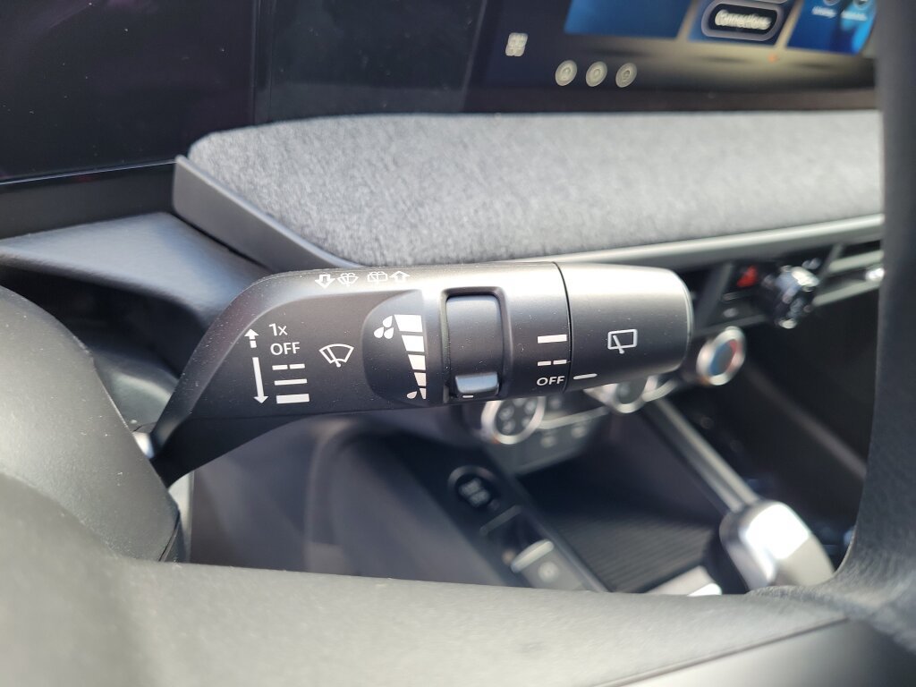 New 2027 Nissan Kicks S FWD image 25