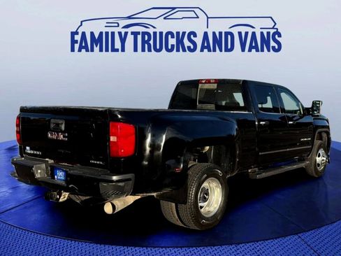 Used 2015 GMC Sierra 3500 Denali w/ Duramax Plus Package image 5