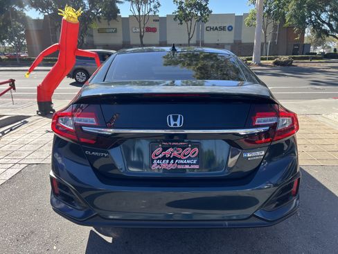 Used 2020 Honda Clarity Touring image 8