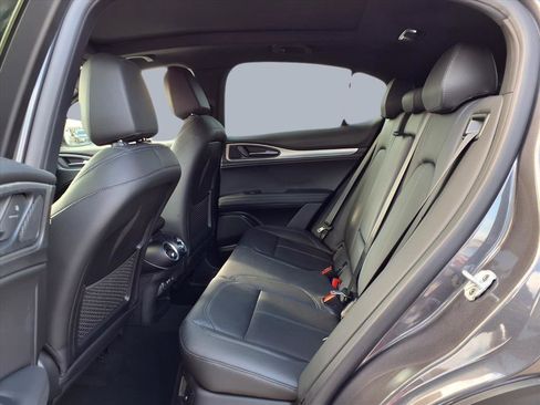 New 2025 Alfa Romeo Stelvio Sprint w/ Convenience Package image 9