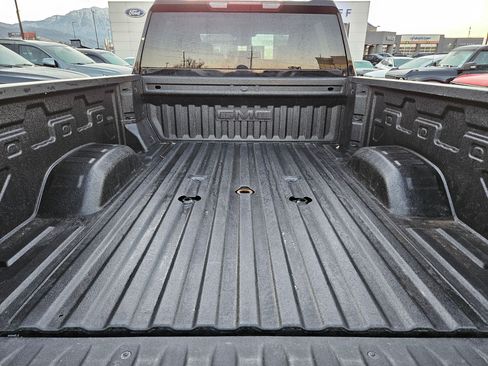 Used 2024 GMC Sierra 3500 SLT image 32