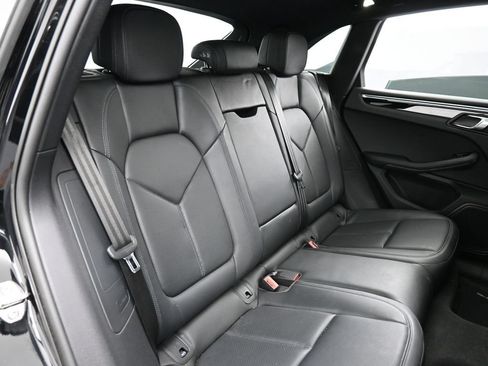 Certified 2023 Porsche Macan Turbo AWD/4WD image 26