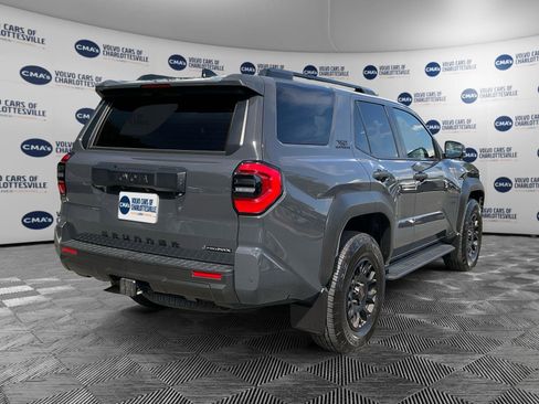 Used 2025 Toyota 4Runner TRD Off-Road Premium w/ Tow Technology Package AWD/4WD image 5