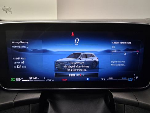Used 2023 Mercedes-Benz GLC 300 4MATIC image 24