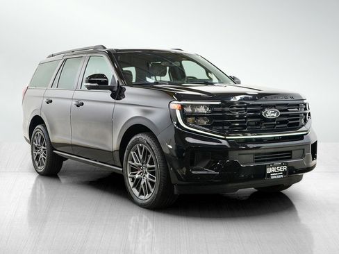 Used 2025 Ford Expedition Platinum w/ Stealth Performance Package AWD/4WD image 8