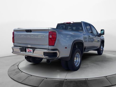 New 2026 Chevrolet Silverado 3500 LT w/ All Star Edition AWD/4WD image 4