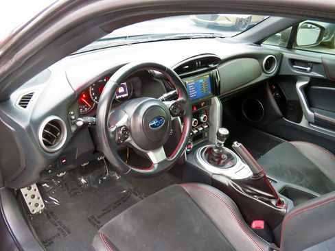 Used 2017 Subaru BRZ Limited w/ Performance Package image 13