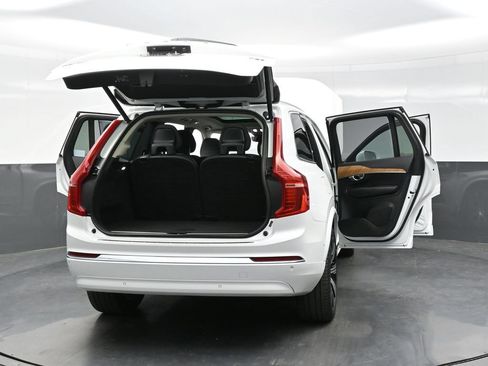 Used 2025 Volvo XC90 T8 Plus w/ Protection Package Premier AWD/4WD image 47