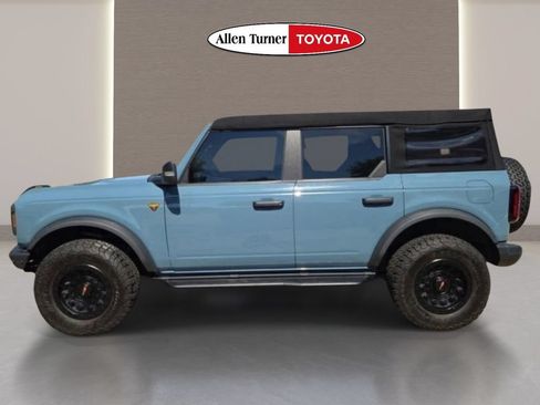 Used 2023 Ford Bronco Badlands AWD/4WD image 10