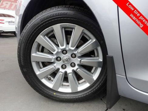 Certified 2017 Toyota Sienna Limited image 13