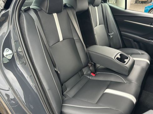 Used 2026 Toyota Camry SE image 15