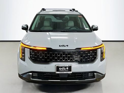 New 2026 Kia Carnival SX Prestige image 2