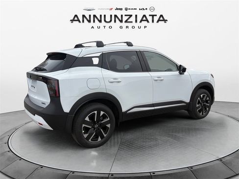 New 2026 Nissan Kicks SV w/ SV Premium Package image 5