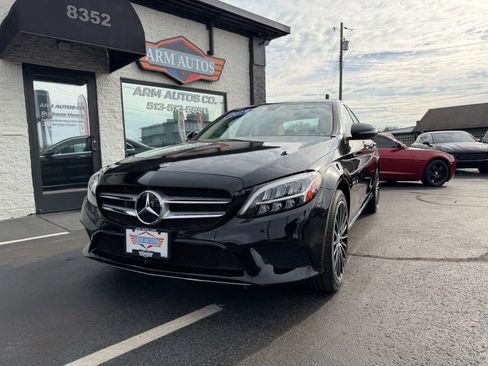 Used 2019 Mercedes-Benz C 300 4MATIC Sedan image 2